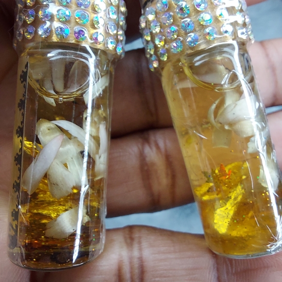 Natural Cuticle Oil Glass Roller - Picture 10 of 16